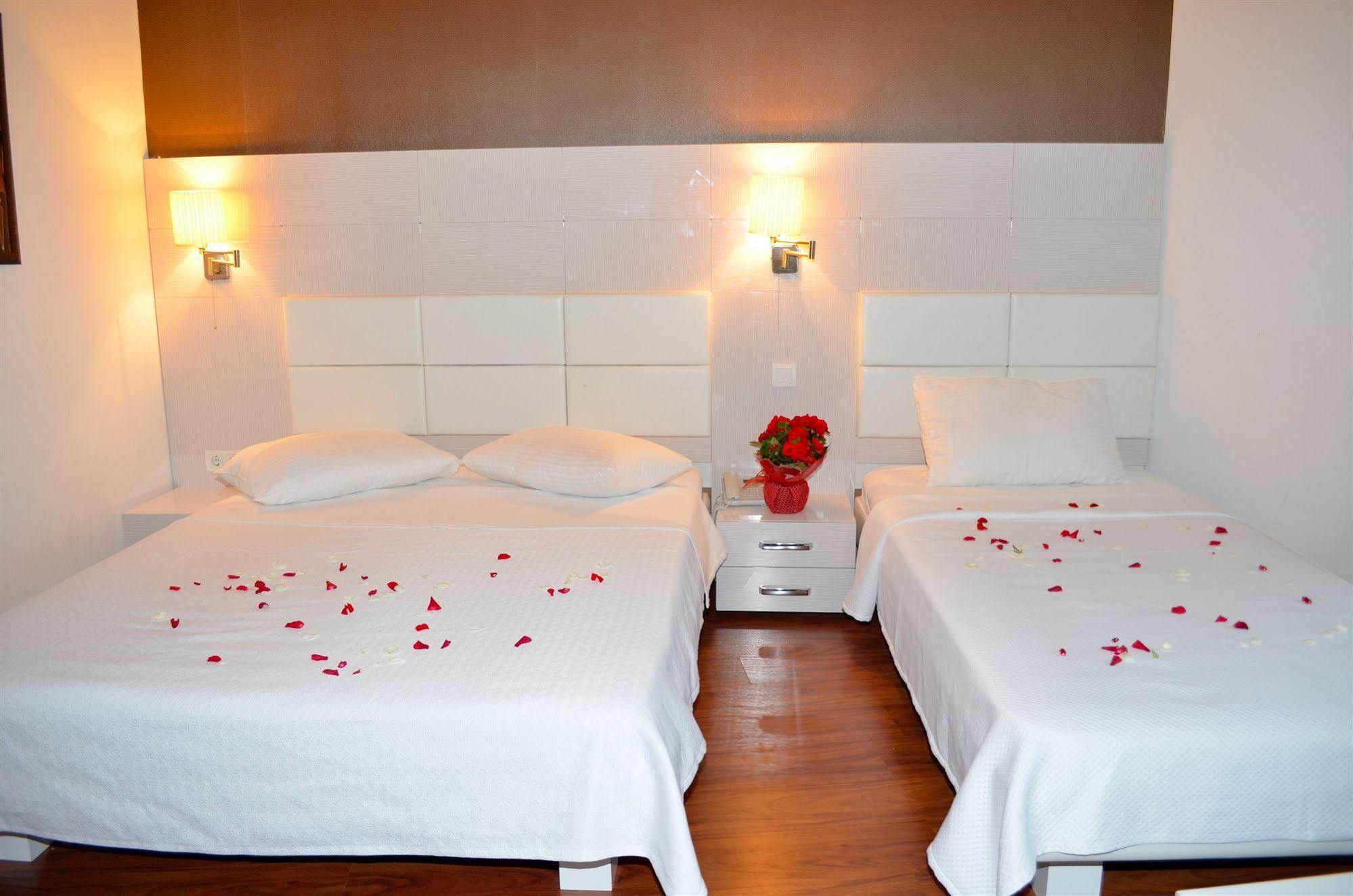 Hotel La Piano Istanbulská provincie Exteriér fotografie