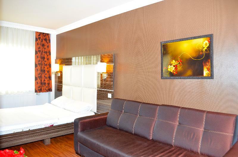 Hotel La Piano Istanbulská provincie Exteriér fotografie